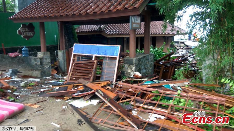 A tsunami killed at least 222 people and injured hundreds on the Indonesian islands of Java and Sumatra following an underwater landslide believed to have been caused by the erupting Anak Krakatau volcano, officials said on Sunday, Dec, 23, 2018. Hundreds of homes and other buildings were heavily damaged when the tsunami struck, almost without warning, along the rim of the Sunda Strait late on Saturday. (Photo/Agencies)
