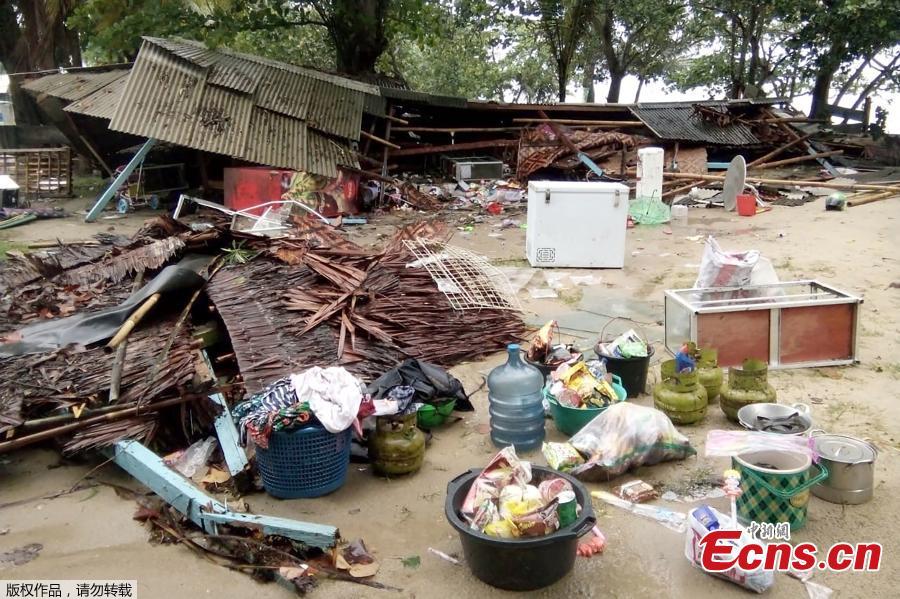 A tsunami killed at least 222 people and injured hundreds on the Indonesian islands of Java and Sumatra following an underwater landslide believed to have been caused by the erupting Anak Krakatau volcano, officials said on Sunday, Dec, 23, 2018. Hundreds of homes and other buildings were heavily damaged when the tsunami struck, almost without warning, along the rim of the Sunda Strait late on Saturday. (Photo/Agencies)