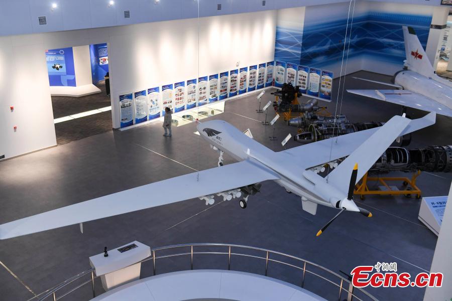 A model of China\'s indigenous Yilong drone at the Hunan Aviation Museum at the Changsha Aeronautical Vocational and Technical College in Changsha City, Central China\'s Hunan Province. The museum showcases aviation equipment, aviation technology and culture. It is also the national defense education base of Hunan. (Photo: China News Service/Yang Huafeng)
