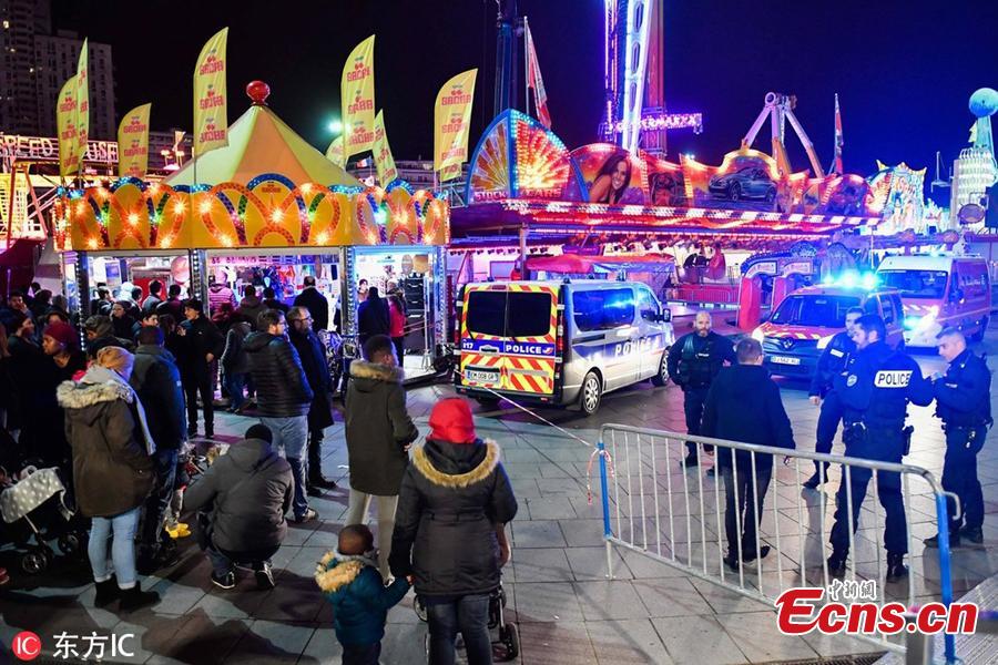 Three adults and five teenagers were trapped high in the air on a broken fairground ride in the city of Rennes, in western France, for more than eight hours from New Year’s Eve into the early hours of 2019. (Photo/IC)