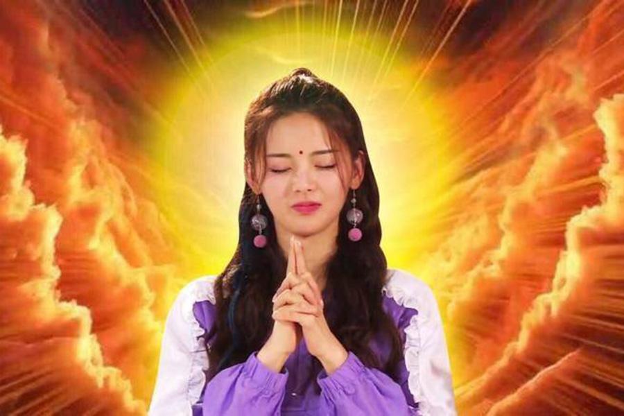 Yang Chaoyue (Photo provided to chinadaily.com.cn)

3. Modern Cinderella story sparks discussion

With her rags-to-riches background and doll-like appearance, 19-year-old singer Yang Chaoyue received flak for her poor singing and dancing skills in China\'s hit show Produce 101.

However, she was able to rise beyond the criticism and secure third place on the show.