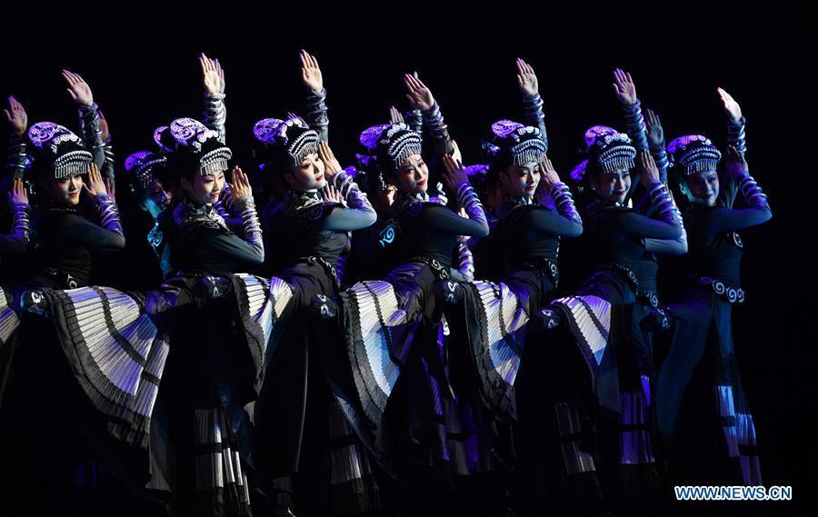 Dancers perform during the awarding ceremony of the Lotus Awards, China\'s top award for dancing art, in Haikou, capital of south China\'s Hainan Province, Jan. 6, 2019. (Xinhua/Guo Cheng)