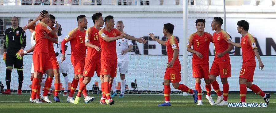 Players of China celebrate their first goal during the group C match between China and Kyrgyz Republic of the AFC Asian Cup UAE 2019 in Al Ain, the United Arab Emirates (UAE), on Jan. 7, 2019. China won 2-1. (Xinhua/Li Gang)