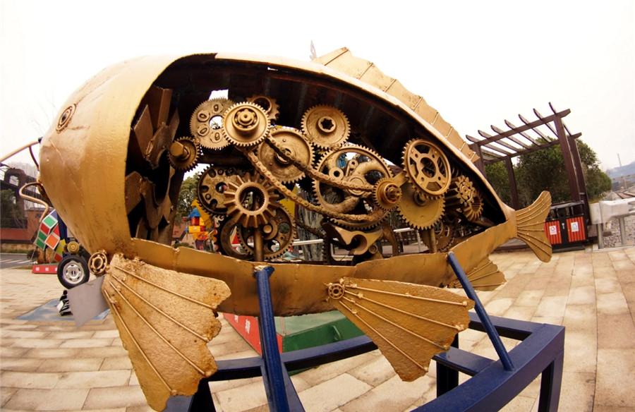 An iron fish sculpture.  (Photo/chinadaily.com.cn)