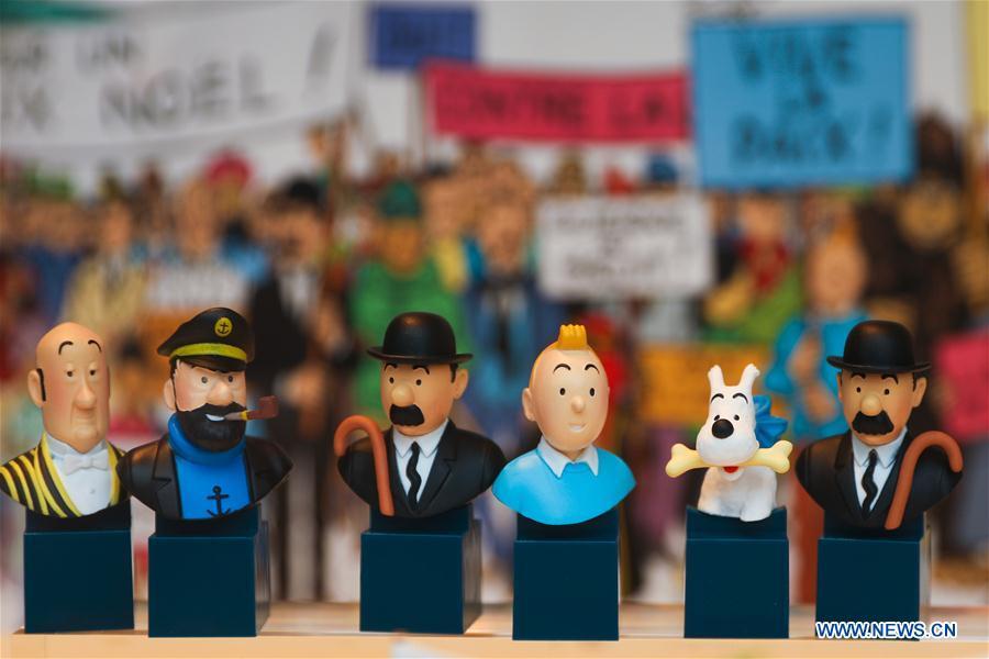 Toy models of Tintin and other figures based on the comic series \