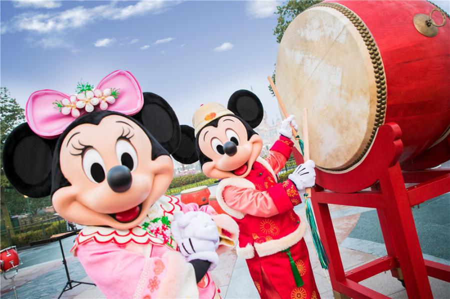 The park and the resort will be decked out in festive decor to create an enchanting Chinese New Year atmosphere.  (Photo provided to chinadaily.com.cn)
