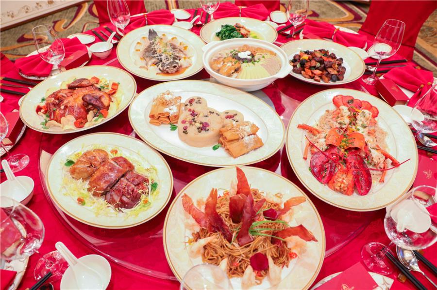 On Feb. 4 and 5, Shanghai Disney Resort will host special reunion dinners.  (Photo provided to chinadaily.com.cn)