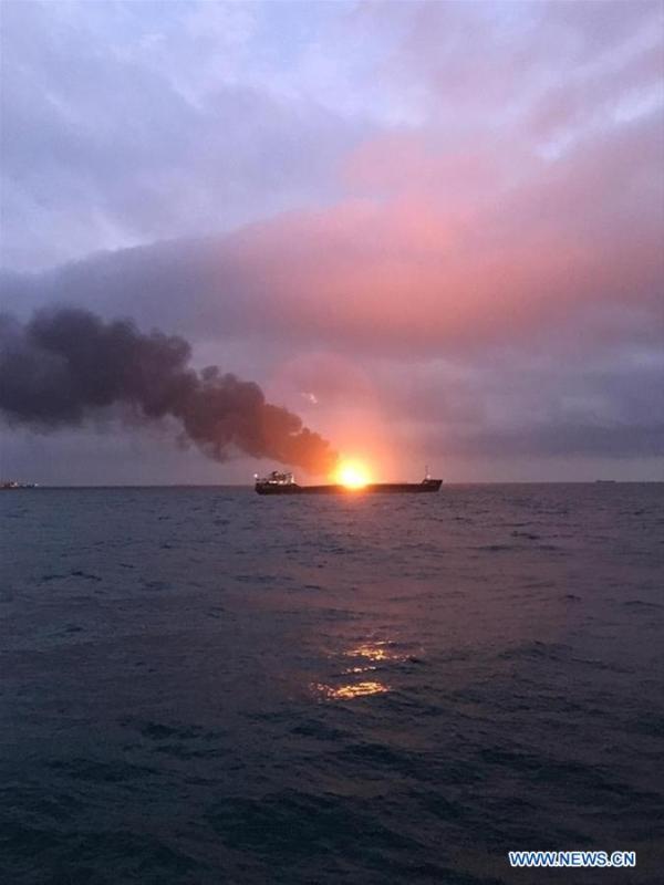 Photo taken on Jan. 21, 2019 shows a burning ship in the Kerch Strait. Two ships caught fire after a possible explosion while moving through the Kerch Strait, killing one sailor on board, Russia\'s Federal Agency of Maritime and River Transport (Rosmorrechflot) said Monday. (Xinhua/Sputnik)