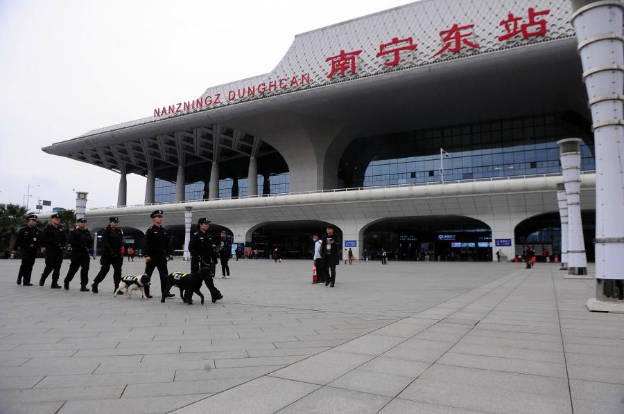 Police dog Hao Ke starts its first service during the Spring Festival travel rush at a railway station in Nanning City, South China’s Guangxi Zhuang Autonomous Region, Jan. 21, 2019. The police dog born on Nov. 27, 2015 has undergone 500 days of training that included searching for explosives. (Photo: China News Service/Jiang Xuelin)