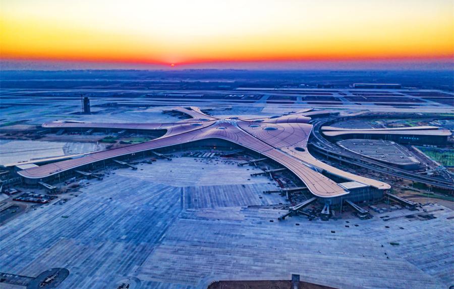 Photos taken on January 21, 2019, show the Beijing Daxing International Airport under construction in Beijing. The facade decoration project is finished, while the interior decoration is 80 percent complete. The new airport is scheduled to begin operation on September 30, 2019. (Photo: Cui Meng/GT)