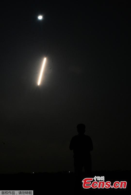The Indian Space Research Organisation\'s (ISRO), Polar Satellite Launch Vehicle (PSLV-C44) launches off onboard India\'s Defence Research and Development Organisation\'s (DRDO) imaging satellite \'Microsat R\' along with student satellite \'Kalamsat\' at Satish Dhawan Space center in Sriharikota, Andhra Pradesh state, on Jan. 24 , 2019. (Photo/Agencies)