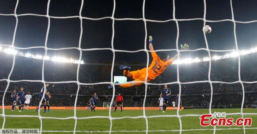 Qatar\'s Abdelaziz Hatim scores their second goal at the Zayed Sports City Stadium, Abu Dhabi, United Arab Emirates, February 1, 2019. Qatar stunned four-time champion Japan 3-1 to win the AFC Asian Cup for the first time as striker Almoez Ali scored his record-breaking ninth goal in the tournament on Friday. (Photo/Agencies)