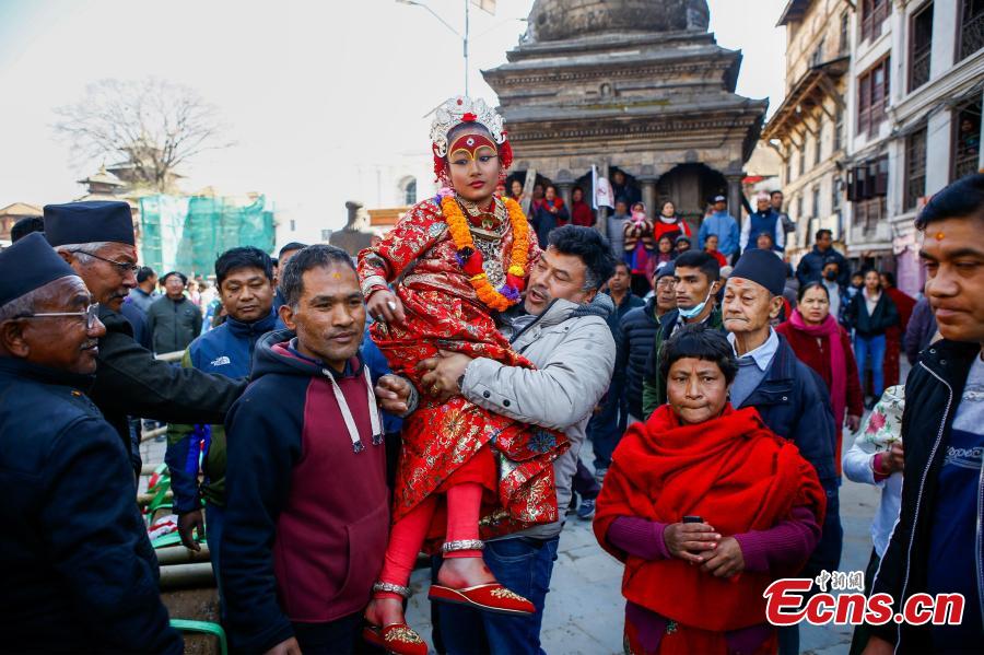 A ceremony was held to keep the wooden pillars to reconstruct the Kasthamandap temple, which was destroyed during the 2015 earthquake. Kasthamandap (Kastha: wood, mandap: pavilion) temple is one of the oldest and historical building in Kathmandu. (Photo: China News Service/Pu Ladan)