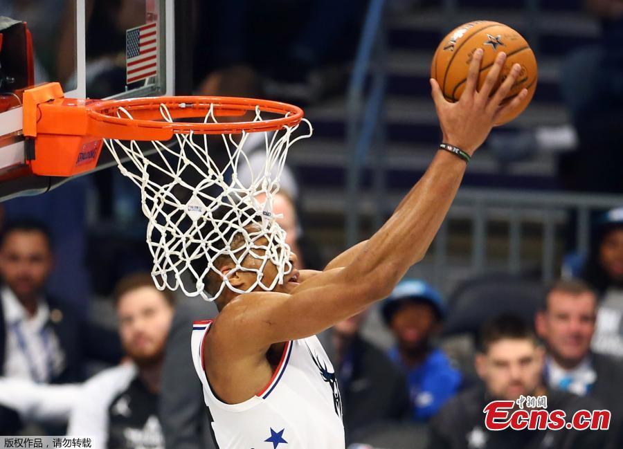 Team Giannis forward Giannis Antetokounmpo of the Milwaukee Bucks (34) dunks the ball during the 2019 NBA All-Star Game at Spectrum Center, Charlotte, North Carolina, Feb. 17, 2019. (Photo/Agencies)