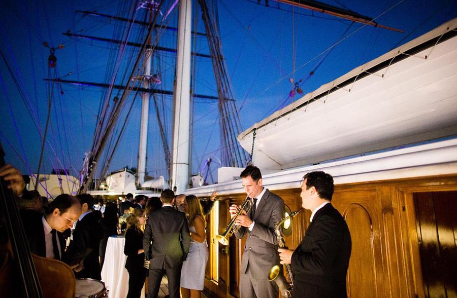 Built in Dumbarton in 1869, Cutty Sark was designed to carry tea from China to England as fast as possible. (Photo provided to chinadaily.com.cn)