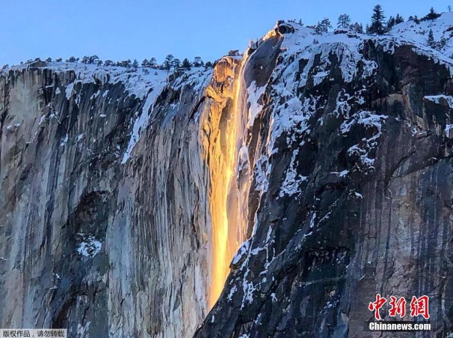 Photographers in Yosemite National Park encountered the natural phenomenon known as \