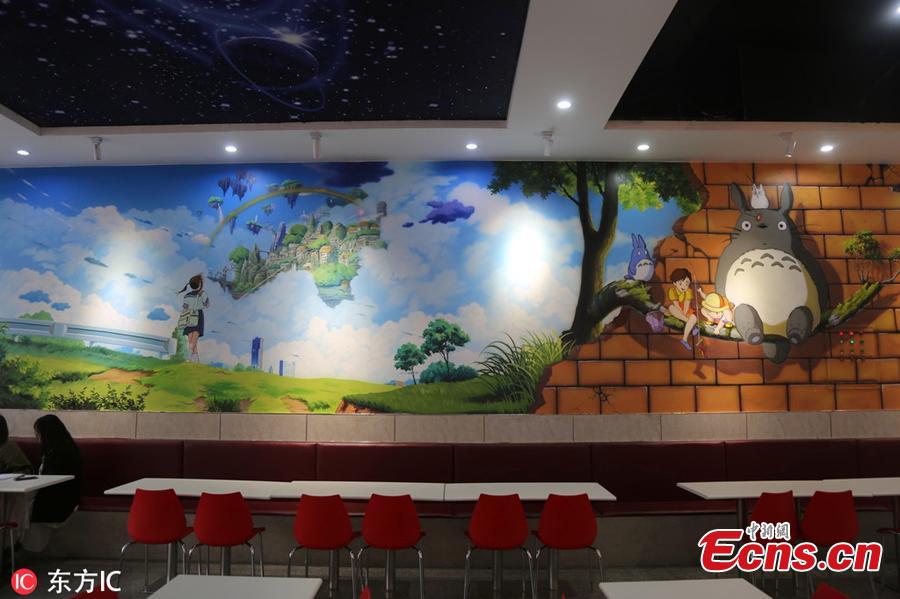 Photo taken on March 13, 2019 shows a cartoon-themed restaurant at a university in Zhengzhou City, Henan Province. The walls and pillars of the restaurant are all decorated with popular cartoon characters. (Photo/IC)