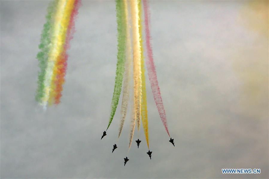 J-10 fighter jets of China\'s Bayi Aerobatic Team perform during the rehearsal of the Pakistan National Day army parade in Islamabad, capital of Pakistan, March 18, 2019. Pakistan National Day, also known as Pakistan Resolution Day or Republic Day, is celebrated annually on March 23. (Xinhua/Ahmad Kamal)