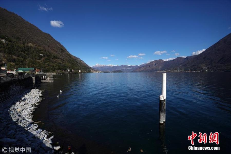 Photo taken on March 19, 2019 shows how the water level in Lake Como has declined due to climate change. Now 21 percent lower than usual, the lake popular with tourists is short about 95 million cubic meters of water.(Photo/VCG)