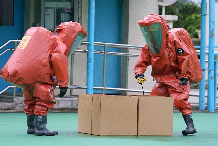 An anti-terrorism drill, code-named Powersky, takes place at Lei Yue Mun Park, Hong Kong, March 25, 2019. The drill simulated scenarios including a terrorist attack with explosives and toxic chemical gas. The operation was aimed at promoting counter-terrorism awareness among the public and enhancing coordination in the Inter-departmental Counter Terrorism Unit (ICTU), established in April 2018. (Photo: China News Service/Zhang Wei)