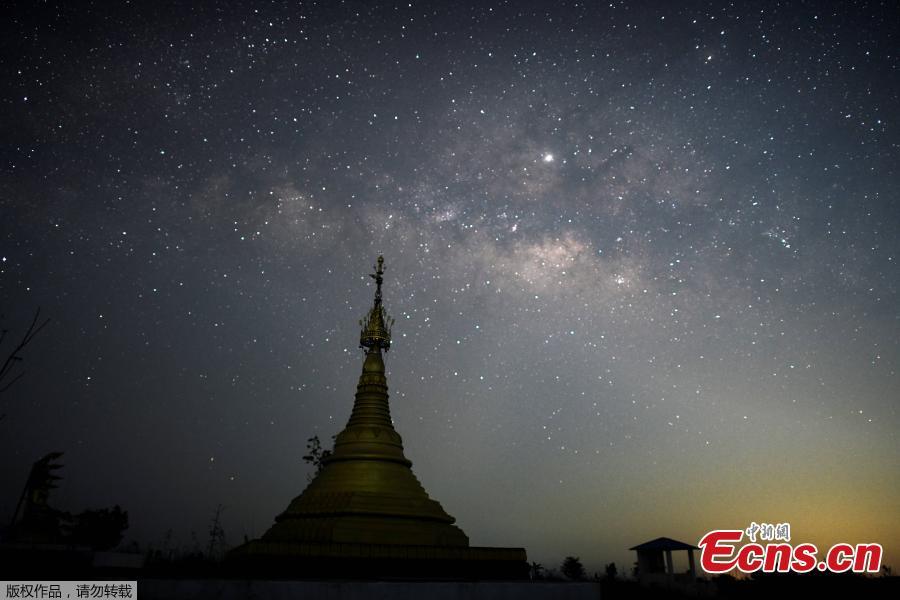 Long-exposure pictures captured the Milky Way spreading shining stars in the sky of Taikkyi, Myanmar early on April 9, 2019. (Photo/Agencies)
