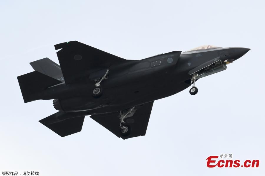 This file photo taken on October 14, 2018 shows an F-35 fighter aircraft of the Japan Air Self-Defense Force taking part in a military review at the Ground Self-Defence Force\'s Asaka training ground in Asaka, Saitama prefecture. A Japanese F-35 stealth fighter jet with one pilot on board disappeared from radar while on a training mission over the Pacific on April 9, 2019 night, the defence ministry said. (Photo/VCG)