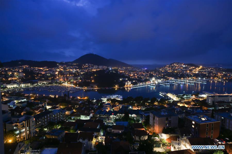 Photo taken on April 10, 2019 shows the night view of the seaside city Dubrovnik, Croatia. (Xinhua/Zheng Huansong)
