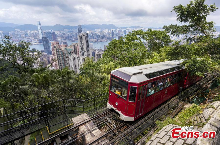 A view of Hong Kong\'s Peak Tram, one of the world\'s oldest and most famous funicular railways, April 22, 2019. A project to upgrade the tram will involve a significant investment of HK$684 million, replacing the current tram cars, which have a capacity of 120 passengers, with new 210-passenger tram cars. The first suspension of the Peak Tram service will begin on April 23 and last approximately two to three months. (Photo: China News Service/Zhang Wei)