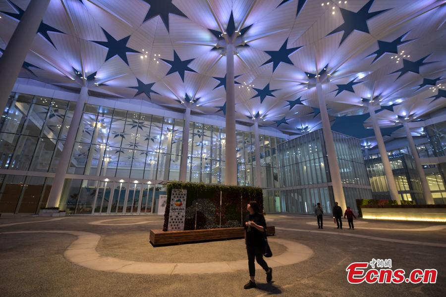 The light show at the International Pavilion during the 2019 Beijing International Horticultural Exhibition in Yanqing District of Beijing, China, April 29, 2019. The expo, which is open from April 29 to Oct. 7, will house exhibits related to flower, fruit and vegetable farming at the foot of the Great Wall in Beijing. More than 110 countries and international organizations as well as more than 120 non-official exhibitors have confirmed their participation, marking the highest attendance in the expo\'s history. (Photo: China News Service/Cui Nan)