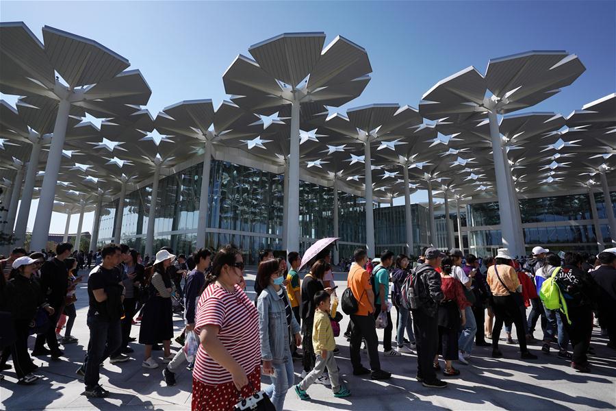 Tourists visit the International Pavilion of the International Horticultural Exhibition 2019 Beijing in Yanqing District of Beijing, capital of China, May 1, 2019. Beijing International Horticultural Exhibition welcomed its first tourist peak by serving more than 320,000 tourists during the four-day May Day holiday, the organizer said Saturday. Some 132 activities, including float parades, world ethnic and folk cultural performances, and culture and art carnivals staged by central and eastern European countries, were held during the holiday. With the theme of \