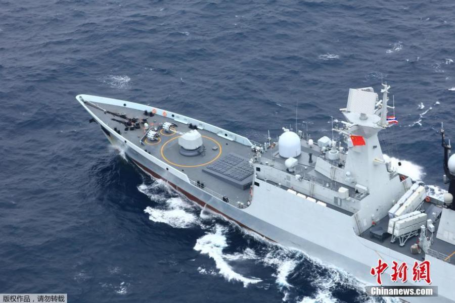 A Chinese  naval ships sails in waters against the wind and waves on May 8, 2019. China and Thailand\'s naval forces on Wednesday concluded a week-long joint training exercise at a military port in Zhanjiang, south China\'s Guangdong Province.  (Photo/China News Service)