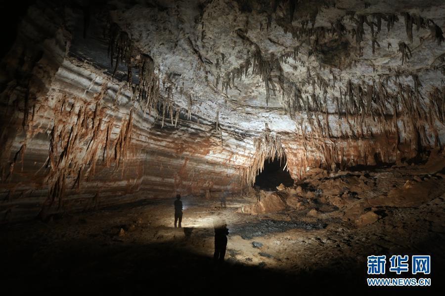 With a maximum depth of 340 meters, the Didonghe Tiankeng is the largest in Chanjiayan Tiankeng Group in Ningqiang County. (Photo/Xinhua)