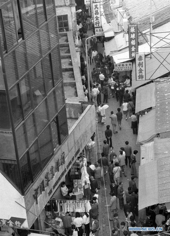 Undated file photo shows the Chung Ying Street. The Chung Ying Street (Chung Ying means China and Britain), linking Shenzhen of Guangdong Province and Hong Kong in south China, has once again set sail in the development of the Guangdong-Hong Kong-Macao Greater Bay Area and embarked on a new journey towards high-quality development. (Xinhua/Chen Xuesi)