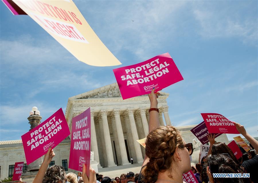 People protest during a rally calling for abortion rights outside the U.S. Supreme Court in Washington D.C., the United States, on May 21, 2019. Alabama enacted a new law recently to ban all abortions, except in the cases in which the mother\'s life is in danger. It is the latest state to join the camp to make abortions illegal from the time as early as of detected fetal heartbeat, around six weeks of gestation. (Xinhua/Ting Shen)