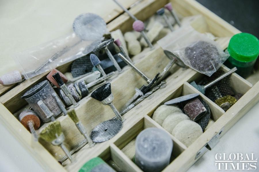 Repair tools are seen in a box at Beijing\'s Old Summer Palace, or Yuanmingyuan Park, on Tuesday. (Photo: Li Hao/GT)