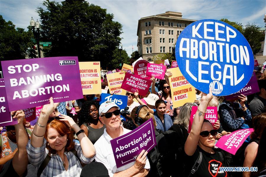 People protest during a rally calling for abortion rights outside the U.S. Supreme Court in Washington D.C., the United States, on May 21, 2019. Alabama enacted a new law recently to ban all abortions, except in the cases in which the mother\'s life is in danger. It is the latest state to join the camp to make abortions illegal from the time as early as of detected fetal heartbeat, around six weeks of gestation. (Xinhua/Ting Shen)