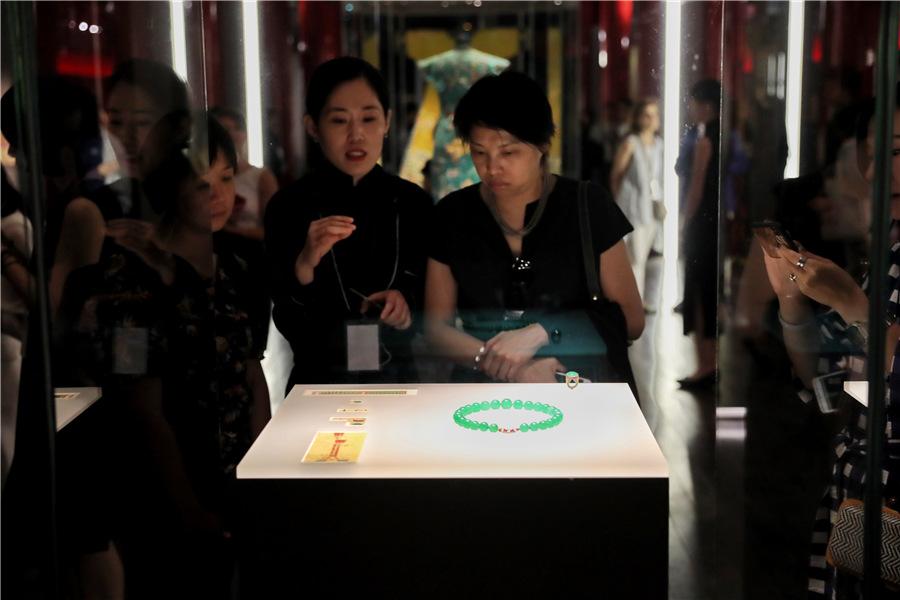 The Palace Museum and Cartier host one of the cultural institution\'s largest shows on the theme of craftsmanship and restoration over the centuries. (Photo provided to China Daily)

\