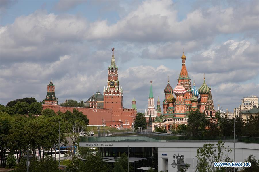 Photo taken on June 3, 2019 shows the Kremlin Palace (L) and the Saint Basil\'s Cathedral in Moscow, capital of Russia. Chinese President Xi Jinping will pay a state visit to Russia from June 5 to 7 at the invitation of Russian President Vladimir Putin, a Chinese Foreign Ministry spokesperson announced on Wednesday at a press briefing. Xi will also attend the 23rd St. Petersburg International Economic Forum during his stay, according to spokesperson Lu Kang. (Xinhua/Bai Xueqi)
