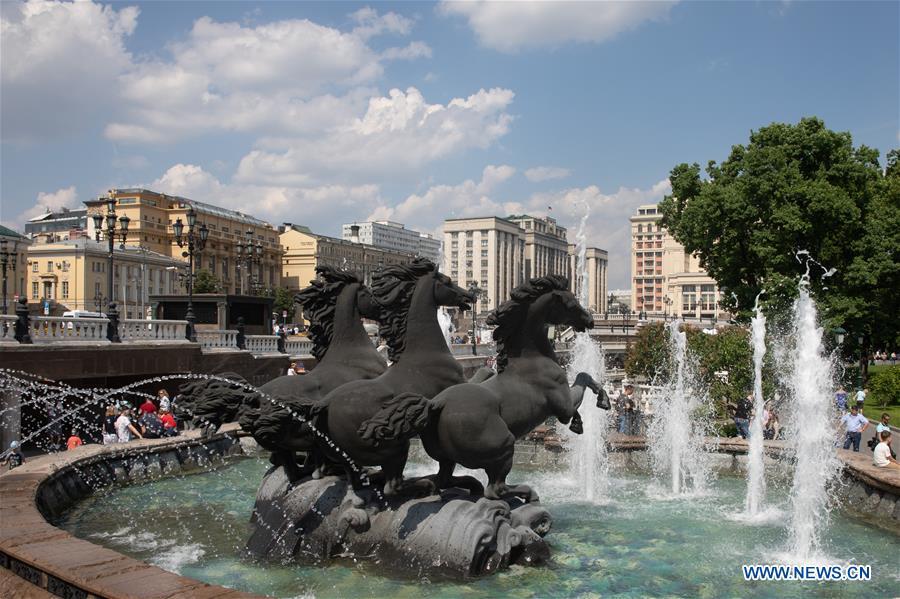 Photo taken on May 28, 2019 shows a fountain in Moscow, capital of Russia. Chinese President Xi Jinping will pay a state visit to Russia from June 5 to 7 at the invitation of Russian President Vladimir Putin, a Chinese Foreign Ministry spokesperson announced on Wednesday at a press briefing. Xi will also attend the 23rd St. Petersburg International Economic Forum during his stay, according to spokesperson Lu Kang. (Xinhua/Bai Xueqi)