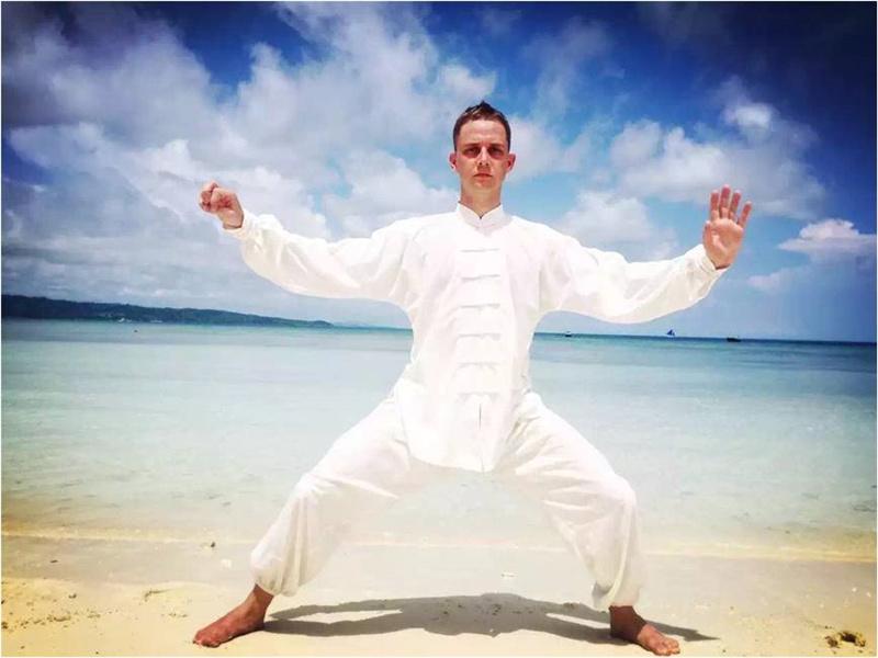Haase performs tai chi. (Photo provided to chinadaily.com.cn)

Martin Haase of Victoria, Canada, practiced tai chi with his mother from a young age. He said that when he was a child, he was very active and always wanted to go to see the world. It was just at that time that Chinese martial arts films entered Canada, and Bruce Lee and Jet Li\'s kung fu movies fascinated him.

Haase learned tai chi with his mother since the age of 17 and has kept this habit for about 18 years. Later he came to Hunan province in Central China and joined the Hunan Provincial Wushu Association.

\