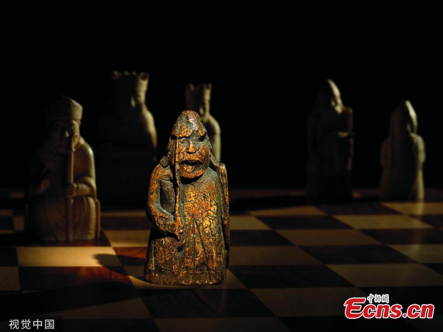 A 900-year-old chess piece was identified after missing for almost 200 years. A family in Scotland’s capital city of Edinburgh kept the chessman in a drawer since 1964 with no details about the piece. It was purchased for a few pounds by the family’s grandfather, an antique dealer, without knowing its value at the time, according to the BBC. The artifact was carved from walrus ivory during the 12th century and comes from the Viking era. (Photo/VCG)