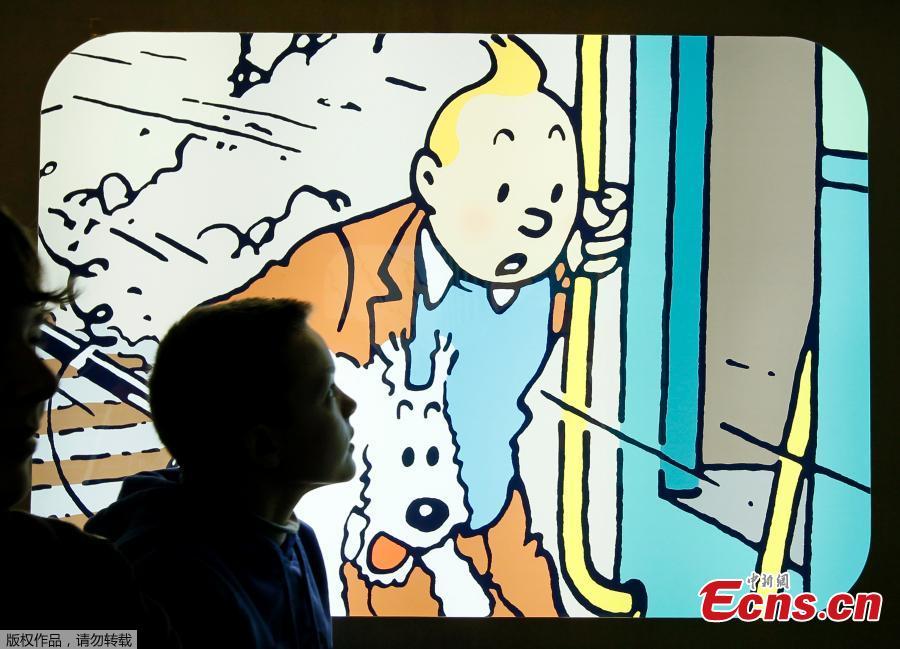 An original drawing used for the first published Tintin cover was sold at auction on June 8 in Dallas for US$1.12 million. The identities of seller and buyer have not been released. The illustration, by Tintin creator Herge, shows the plucky young reporter sitting on a tree stump carving a makeshift propeller for his plane after the original was damaged in a rough landing somewhere in the Soviet Union. (Photo/Agencies)