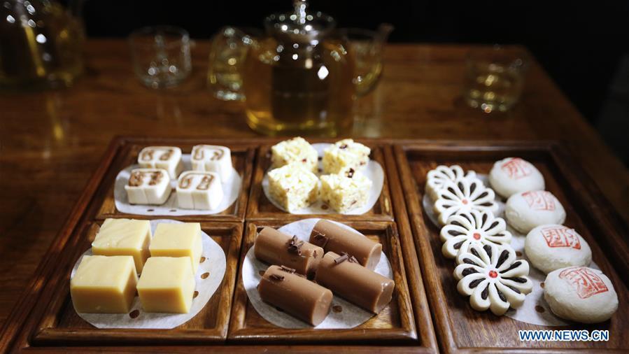 Photo taken on June 7, 2019 shows traditional snacks at Bistro Na\'s in Temple City, Los Angeles, the United States. Bistro Na\'s in Los Angeles made headlines this week with the announcement that it had been awarded a coveted Michelin Star by the famed Michelin Restaurant Guide. This special ranking broke Michelin\'s 10-year absence from Los Angeles, and made Bistro Na\'s the only Chinese restaurant in Southern California to be so honored. (Xinhua/Li Ying)