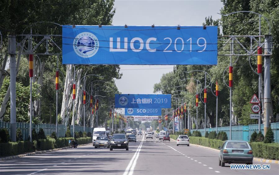 Photo taken on June 9, 2019 shows banners for Shanghai Cooperation Organization (SCO) meeting on a street in Bishkek, capital of Kyrgyzstan. (Xinhua/Fei Maohua)