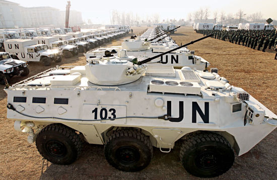 The 92B Wheel-Type IFV of the Chinese peacekeeping infantry battalion: A 6x6 armored amphibious fighting vehicle, it is 7.1 meters long, 2.9 meters high, weighs 17 tonnes, and reaches up to 85 km/h on road and 9 km/h in water. The 92B Wheel-Type IFV of the Chinese peacekeeping infantry battalion: A 6x6 armored amphibious fighting vehicle, it is 7.1 meters long, 2.9 meters high, weighs 17 tonnes, and reaches up to 85 km/h on road and 9 km/h in water.
