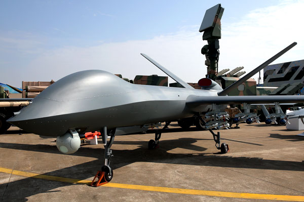 A CH-5 combat drone is on public display at the Zhuhai Air Show in Guangdong province on Monday. (Photo by Feng Yongbin/China Daily)