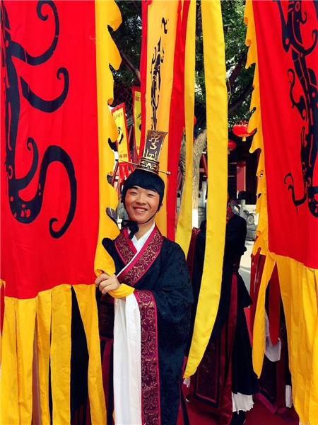 A grand memorial ceremony is held on June 22 in Tianshui, Gansu province, to commemorate Fu Xi. (Photo by Hu Zhe / chinadaily.com.cn)
