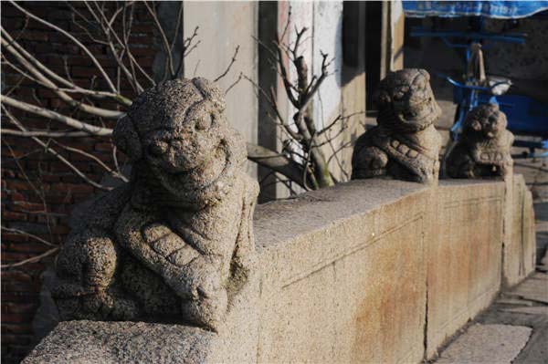 Nanzha, the southern area of Wuzhen in Zhejiang province, unlike other parts of the water town, still keeps its original look. Nanzha, the southern area of Wuzhen in Zhejiang province, unlike other parts of the water town, still keeps its original look.