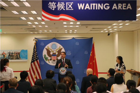 U.S. Consul General in Shanghai Sean Stein speaks at the newly renovated waiting room, Sept 7, 2017. (Photo by Gao Erqiang/chinadaily.com.cn) U.S. Consul General in Shanghai Sean Stein speaks at the newly renovated waiting room, Sept 7, 2017. (Photo by Gao Erqiang/chinadaily.com.cn)