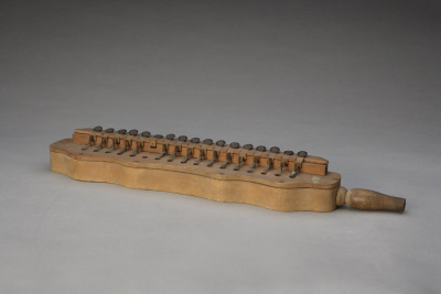 A wooden melodica kept at the Palace Museum. (Photo/dpm.org.cn) A wooden melodica kept at the Palace Museum. (Photo/dpm.org.cn)